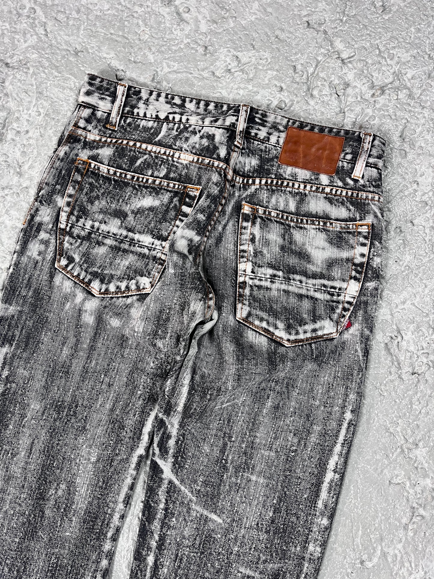 Y2K iceberg paint pants