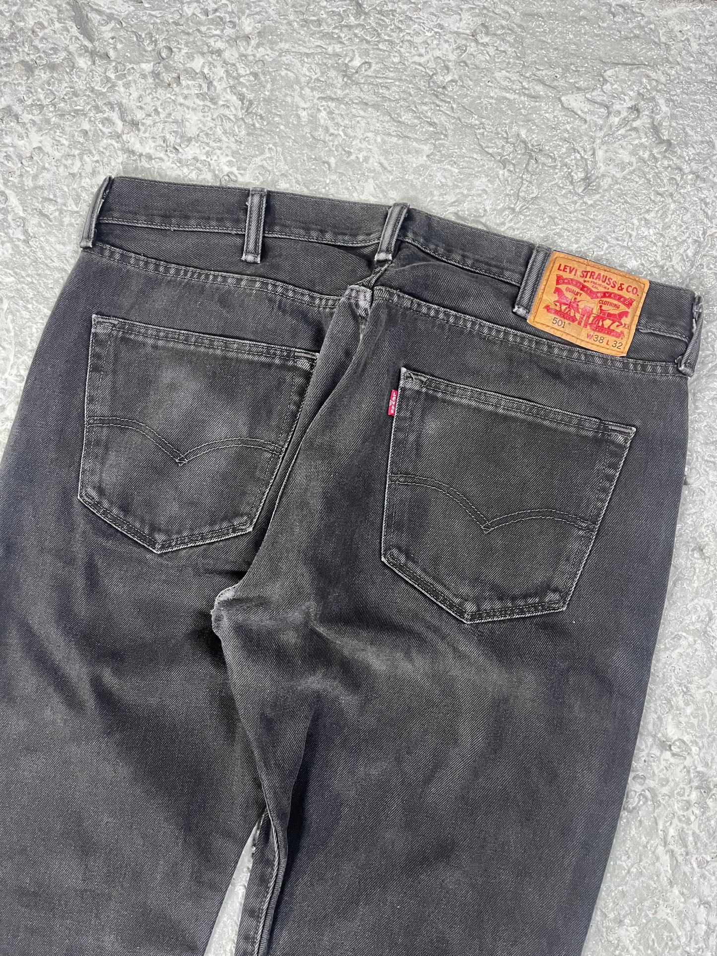 Levi’s 501 black denim
