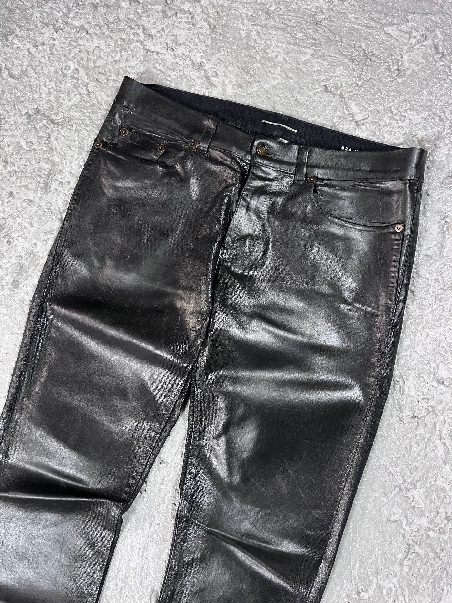 Saint Laurent Paris 2020 D24 Oil Coated Black Denim
