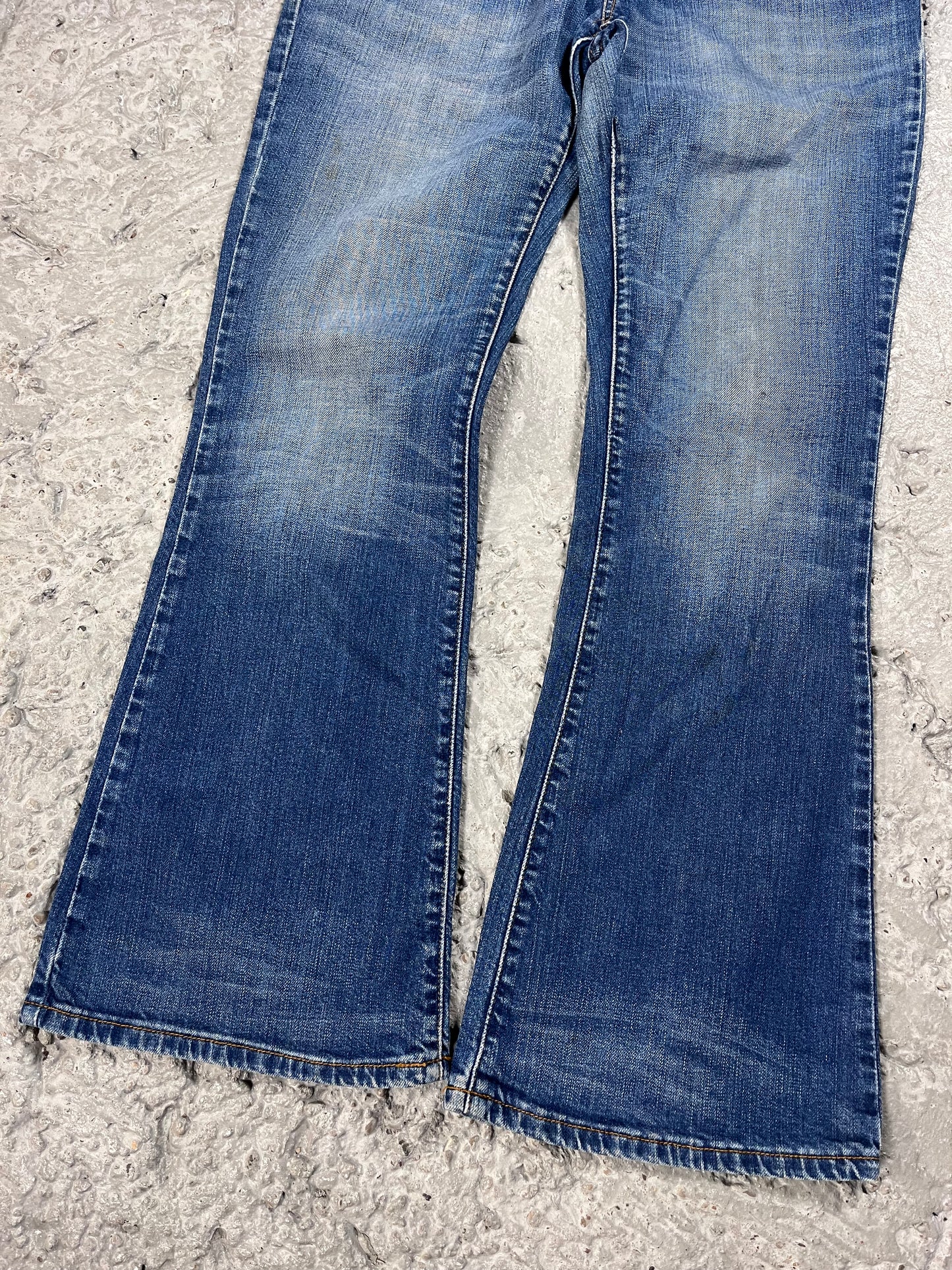 Levi’s 525 flared