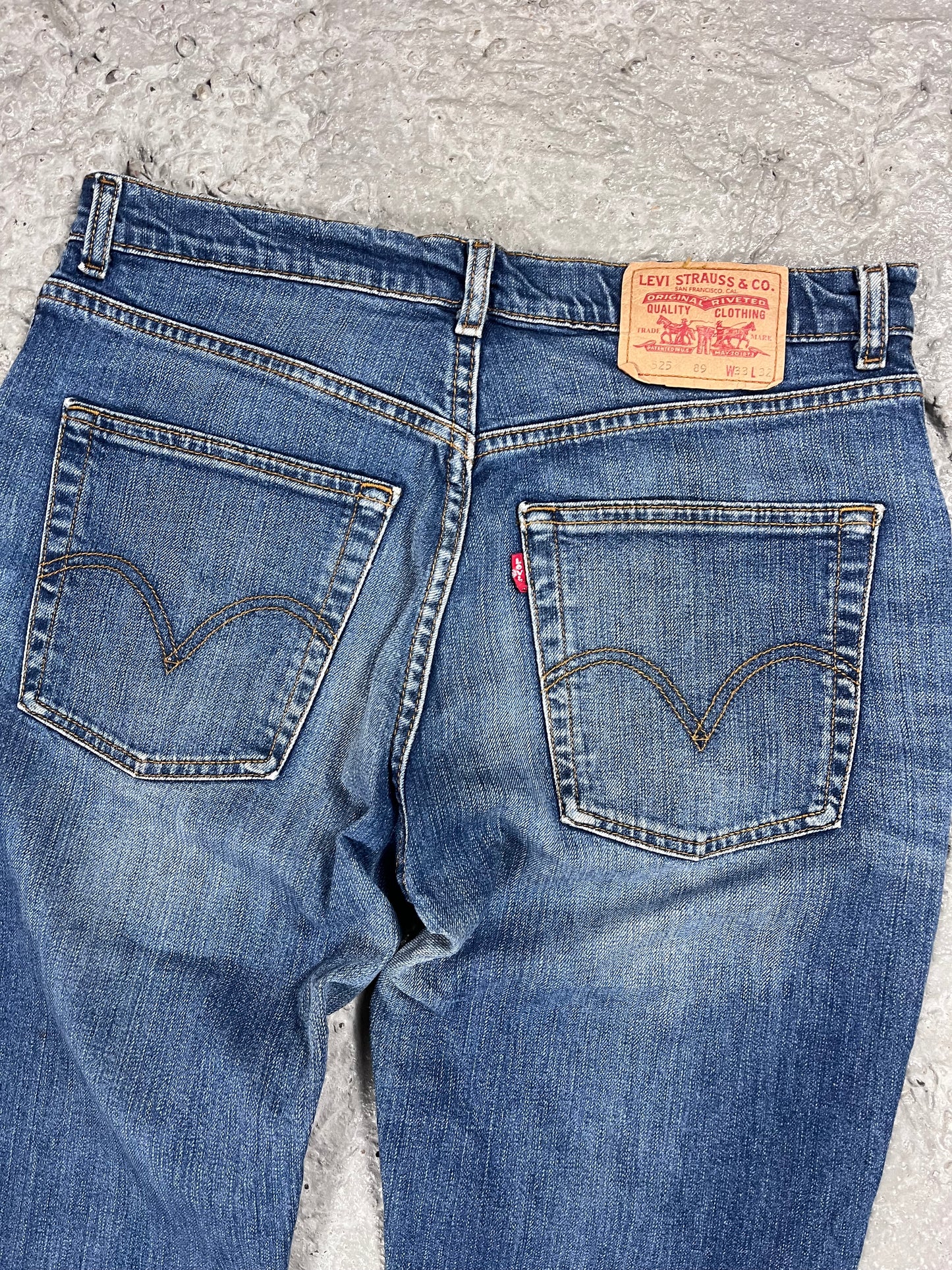 Levi’s 525 flared