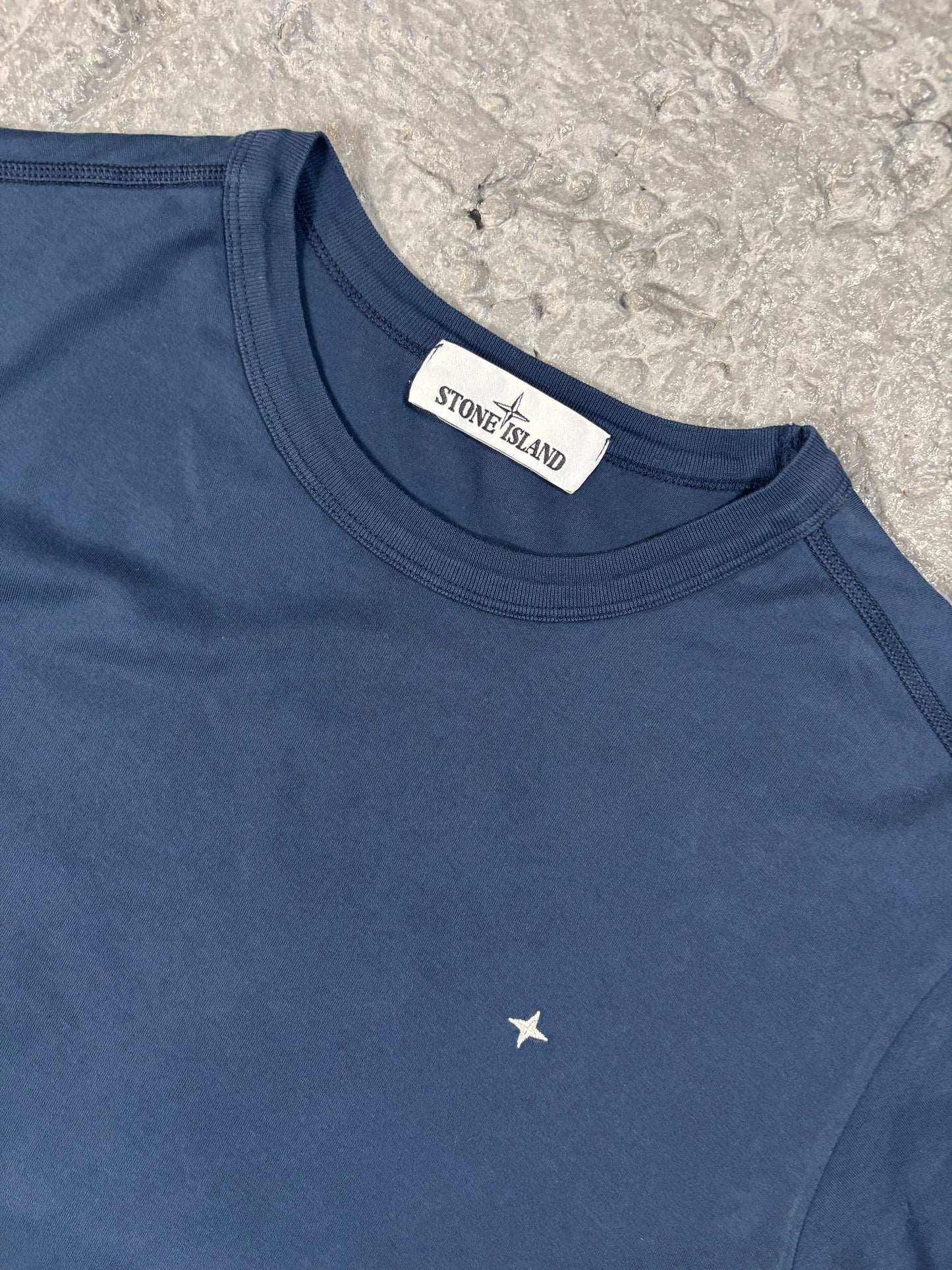Stone island t-shirt